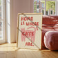 Katzenprint „Home is where the cats are“ auf Leinwand, rosa Katze, rote Aufschrift